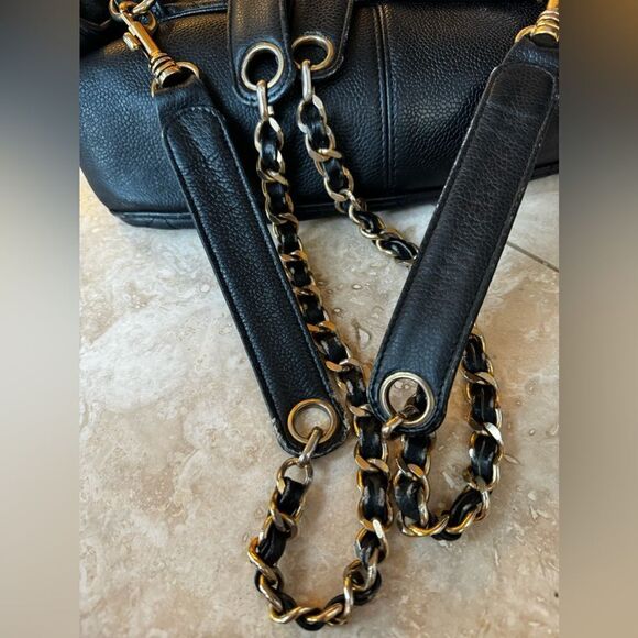 AUTH VINTAGE CHANEL BACKPACK - Picture 8 of 14